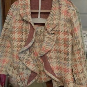 Adorable 2 piece suit